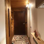 Апартаменты Chalet Apartment - Grande Giardino Privato Al Sole Tutto Il Giorno *