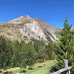 Chalet Apartment - Grande Giardino Privato Al Sole Tutto Il Giorno Апартаменты *