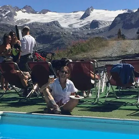 Ampio Giardino Adiacente Piste Sci * Ла-Тюйль